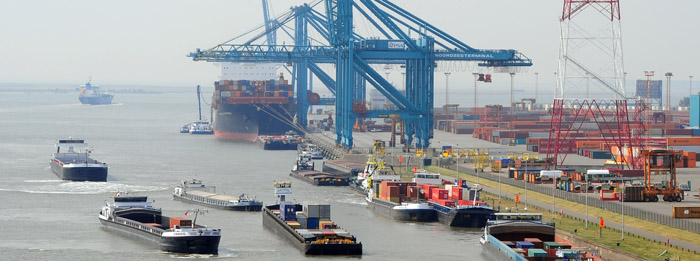Haven Antwerpen wil efficiëntere afhandeling containerbinnenvaart