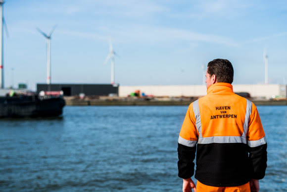 Havenbedrijven Antwerpen en Rotterdam vragen aandacht voor economische betekenis havens