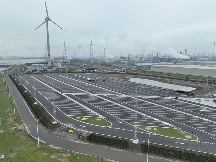Port of Antwerp-Bruges opent nieuwe gratis vrachtwagenparking