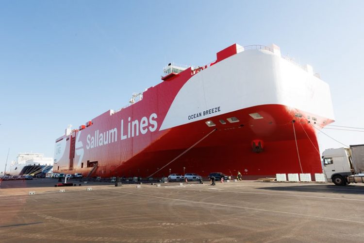 Sallaum Lines viert Europese lancering LNG-dual-fuel vlaggenschip Ocean Breeze in Antwerpen