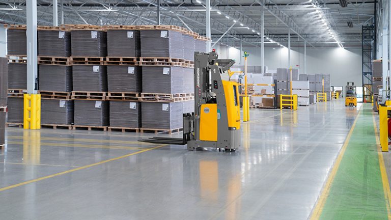 Jungheinrich mobile robots optimaliseren materiaalstroom bij Holbox