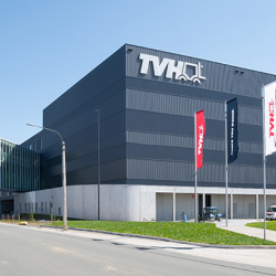 TVH opent Plant T in Waregem en versterkt wereldwijde onderdelenlogistiek