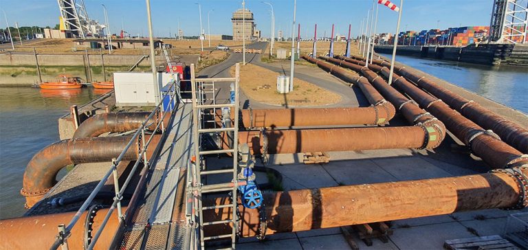 Droogte zet waterbeheer in Antwerpse haven onder druk: wat betekent dit voor de binnenvaart?
