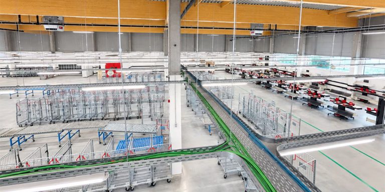 Bpost opent nieuw distributiecentrum voor 3.000 pakjes per dag in Maldegem