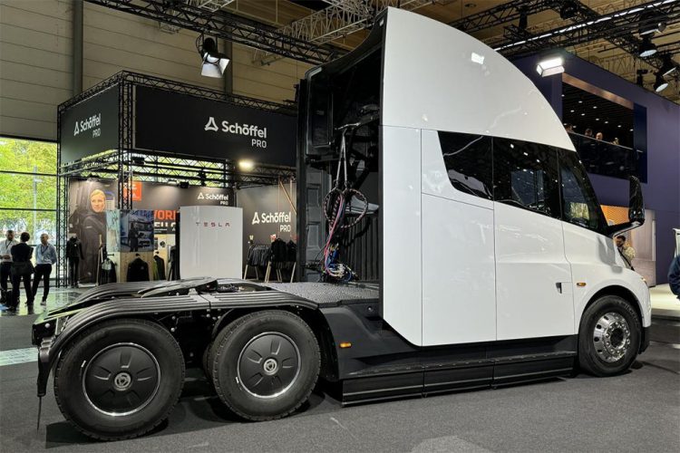 Tesla Semi