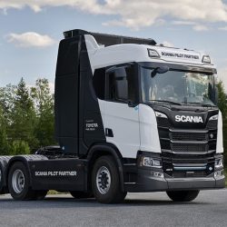 Toyota levert nieuwe 300 kW-brandstofcel voor 40 Scania-trucks