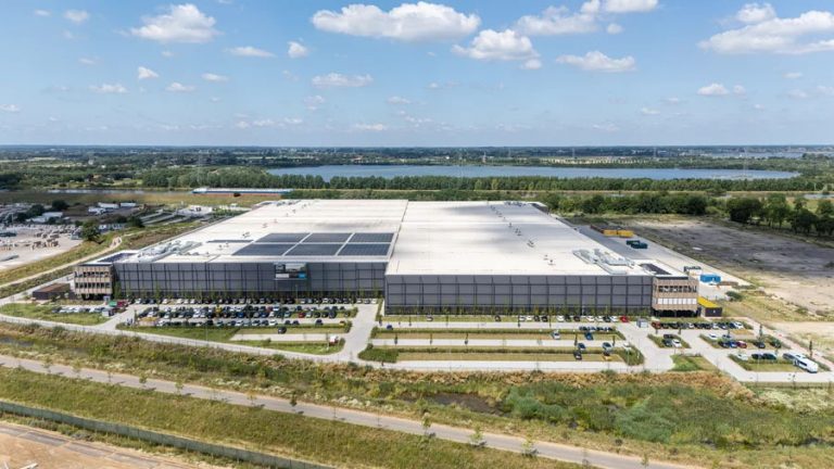 Waarom Arvato 90.000 m² bouwt terwijl logistieke gebruikers voorzichtiger worden