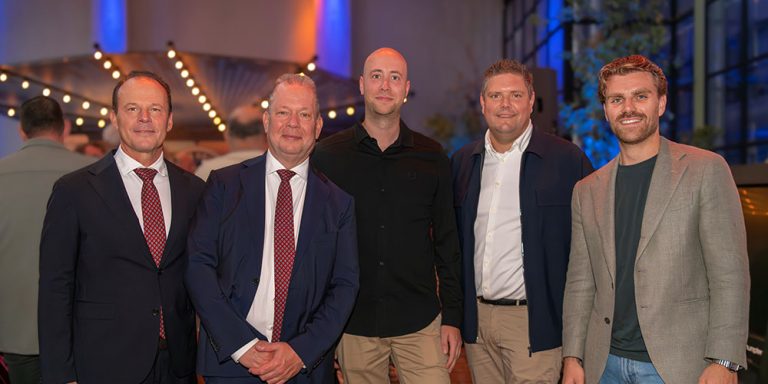 Amer Shipping en Van de Graaf & Meeusen starten TriBarge in Antwerpen