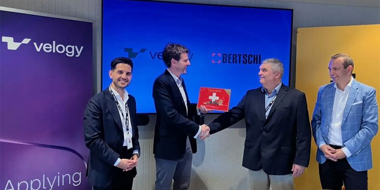Velogy en Bertschi maken Antwerpen draaischijf voor Britse importstromen